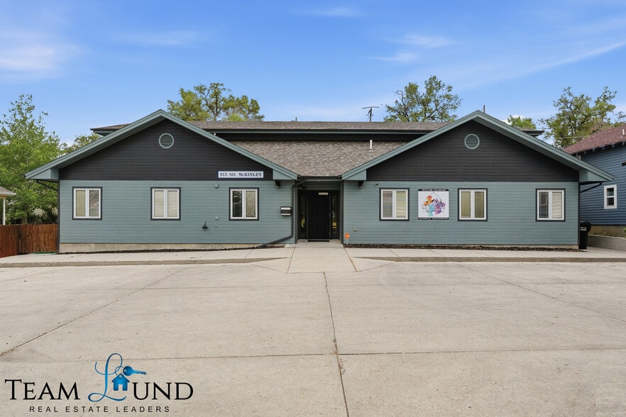 915 S McKinley St, Casper, WY for sale - Primary Photo - Image 1 of 49
