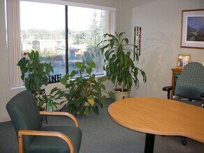 11879 Kemper Rd, Auburn, CA for lease Interior Photo- Image 2 of 3