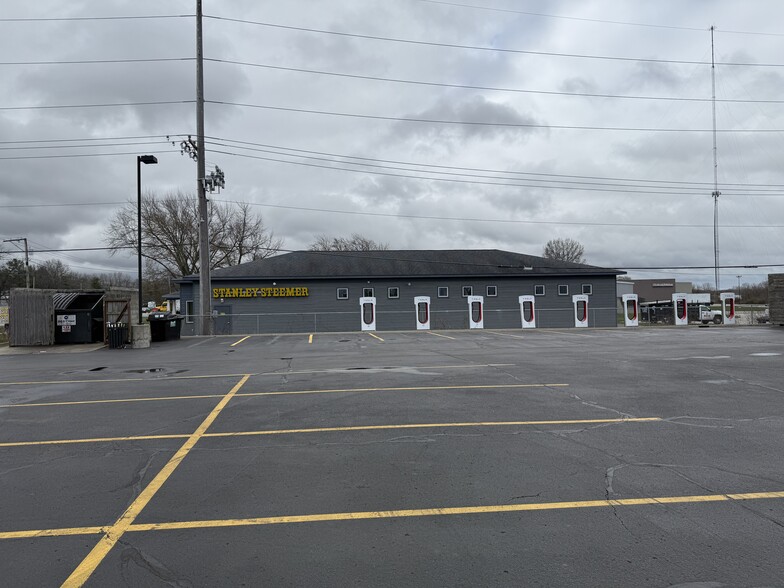 3408 Hollywood St, Saint Joseph, MI for lease - Building Photo - Image 1 of 10