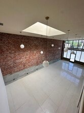 1167-1169 S Fair Oaks Ave, Pasadena, CA à louer Photo intérieure- Image 2 de 8