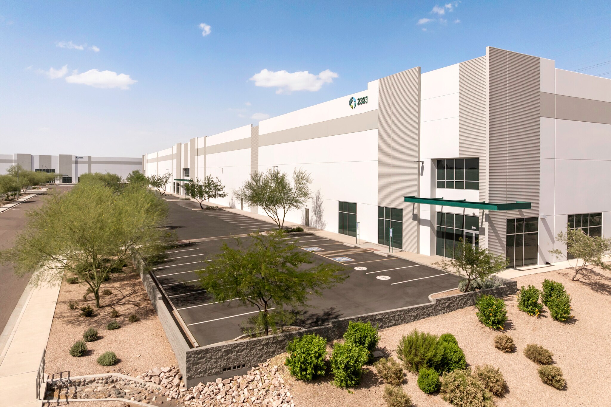 2200 S 48th Ave, Phoenix, AZ à louer Photo du bâtiment- Image 1 de 14