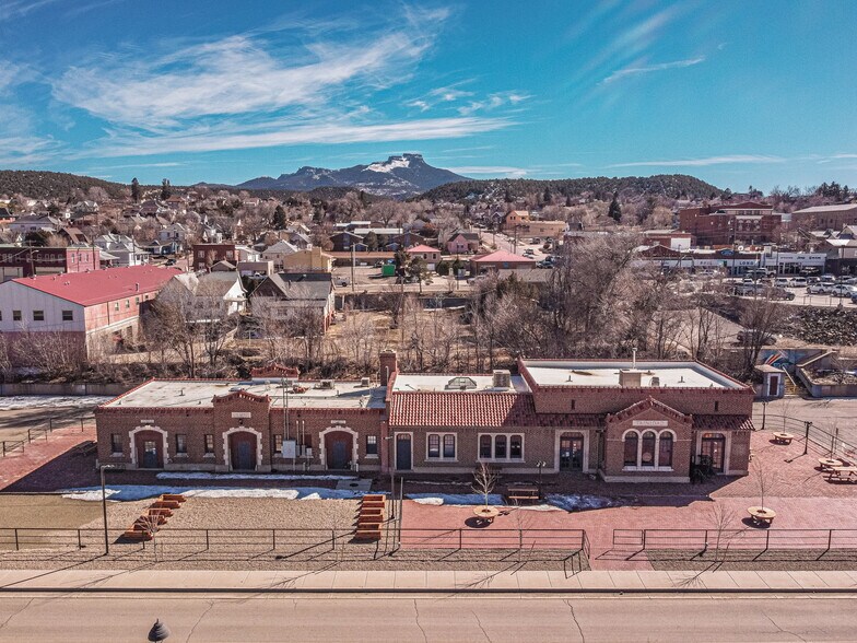 516 E Elm St, Trinidad, CO à vendre - Photo du bâtiment - Image 1 de 62