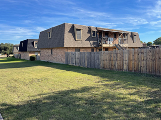 Plus de détails pour 9519 Westpark Dr, Benbrook, TX - Multi-résidentiel à vendre