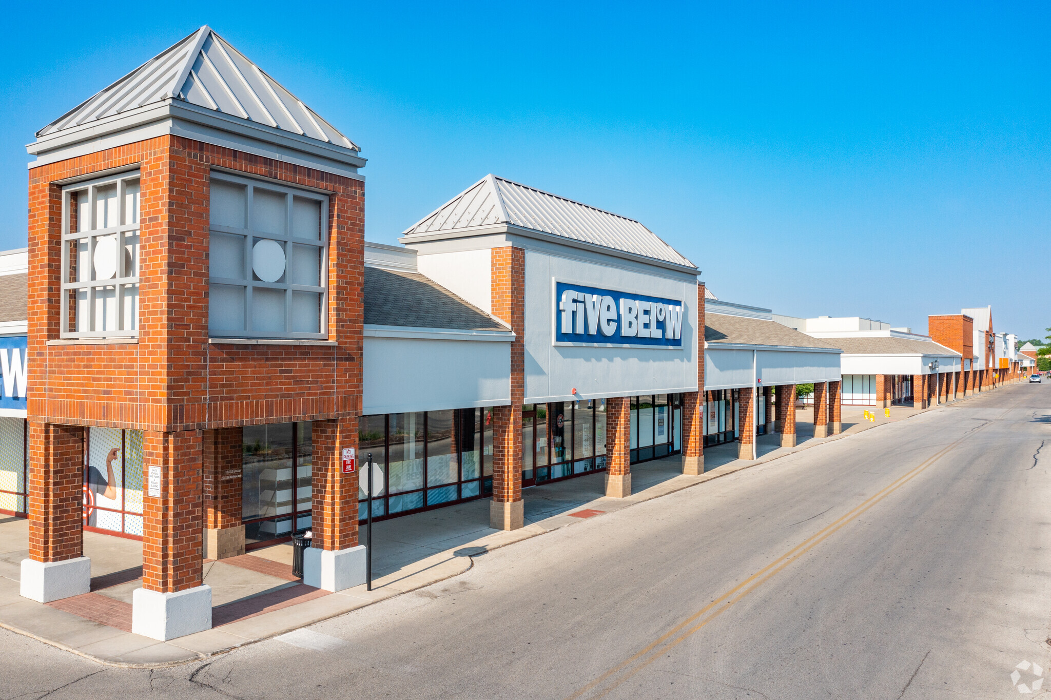 5415-5553 W Touhy Ave, Skokie, IL for sale Primary Photo- Image 1 of 1