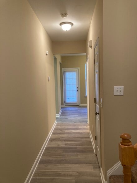 4 Resident Properties for Sale portfolio of 4 properties for sale on LoopNet.ca - Building Photo - Image 3 of 9