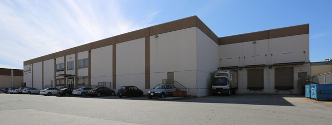 Plus de détails pour 13931 Bridgeport Rd, Richmond, BC - Bureau à louer