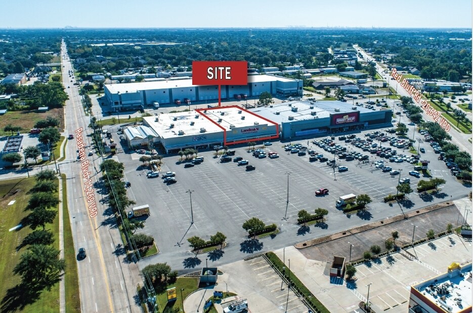 4200 Pasadena Blvd, Pasadena, TX à louer Photo du bâtiment- Image 1 de 4