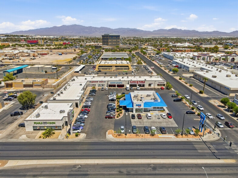 1820 E Lake Mead Blvd, North Las Vegas, NV for sale - Building Photo - Image 2 of 26