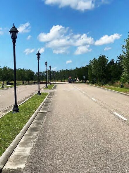 Gulfport Highlands, Gulfport, MS à vendre - Photo du bâtiment - Image 3 de 7