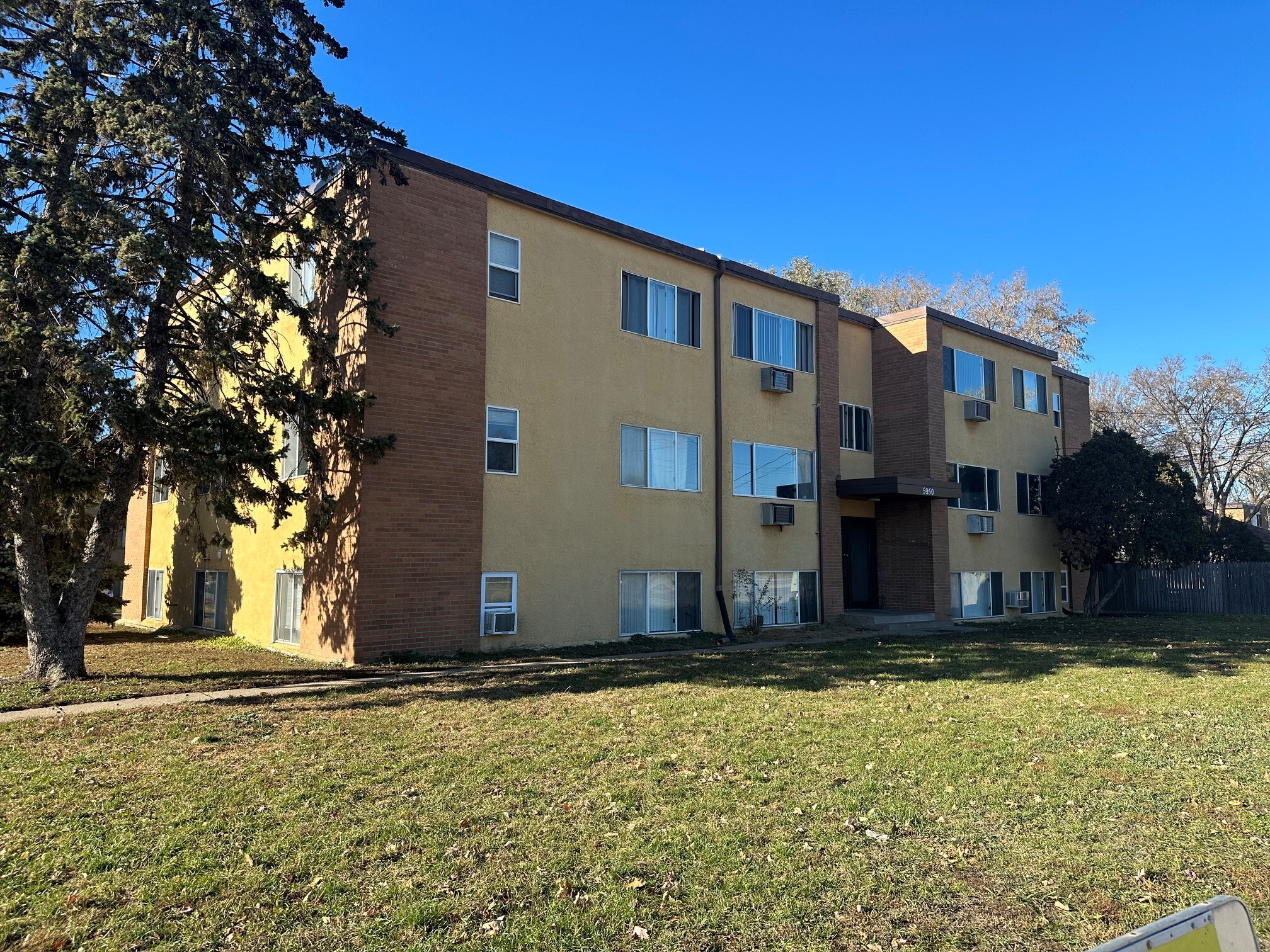 5950 E River Rd NE, Fridley, MN for sale Building Photo- Image 1 of 11