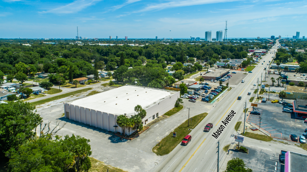 660 Mason Ave, Daytona Beach, FL for sale - Building Photo - Image 1 of 1