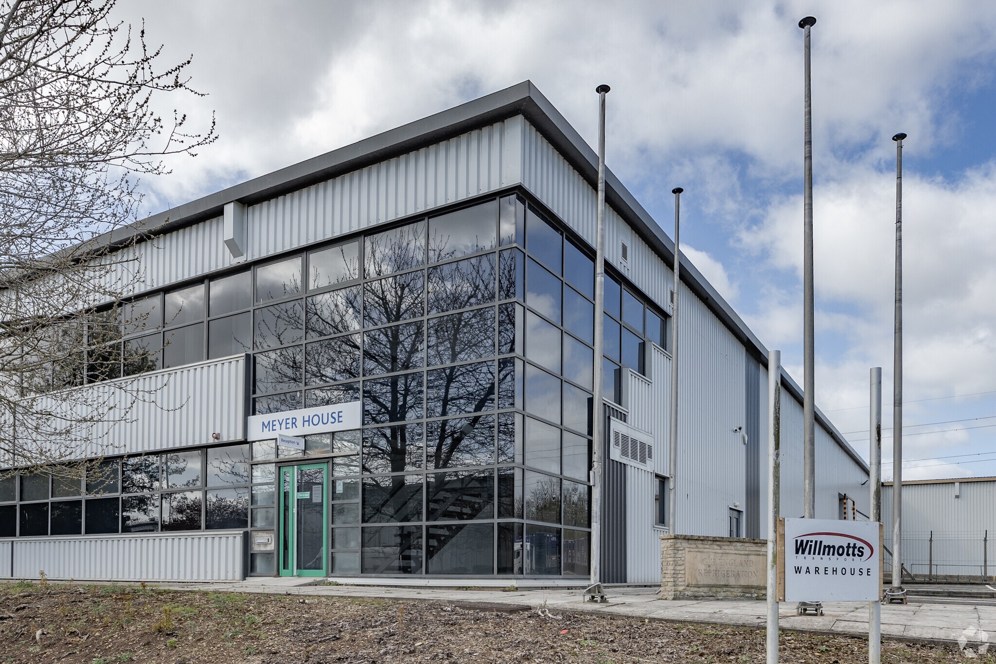 Bristol Rd, Allington for lease Primary Photo- Image 1 of 4