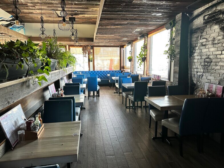 348 Black Rock Tpke, Fairfield, CT à vendre - Photo intérieure - Image 3 de 15