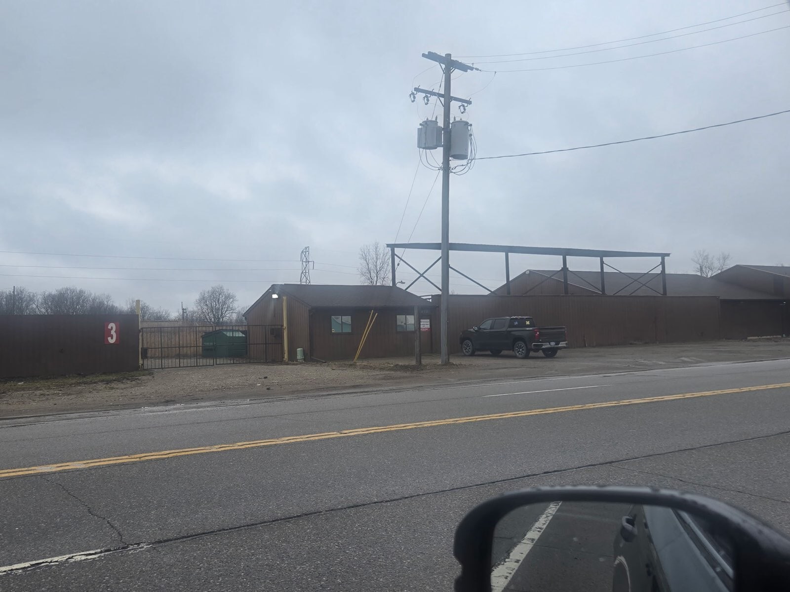 5273 Dort Hwy, Flint, MI for sale Primary Photo- Image 1 of 9