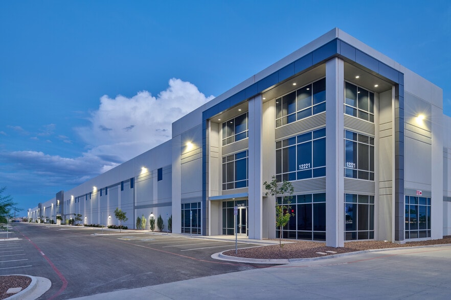 Joe Battle, El Paso, TX for lease - Building Photo - Image 2 of 2