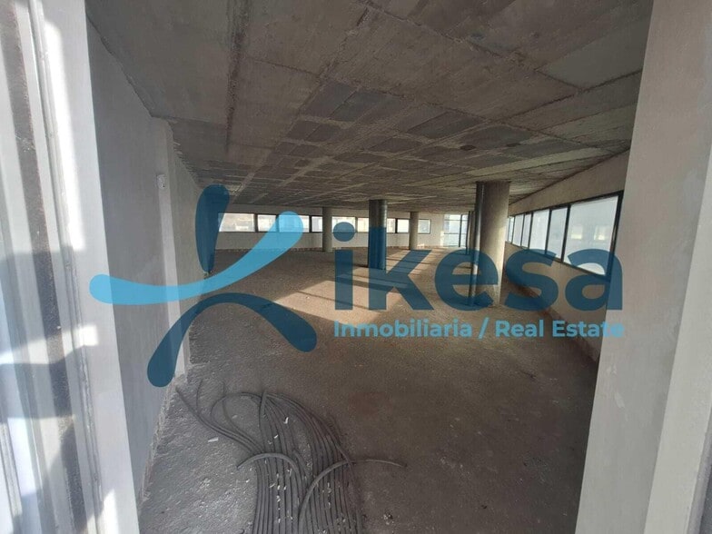 Retail in Vícar for sale - Interior Photo - Image 2 of 18