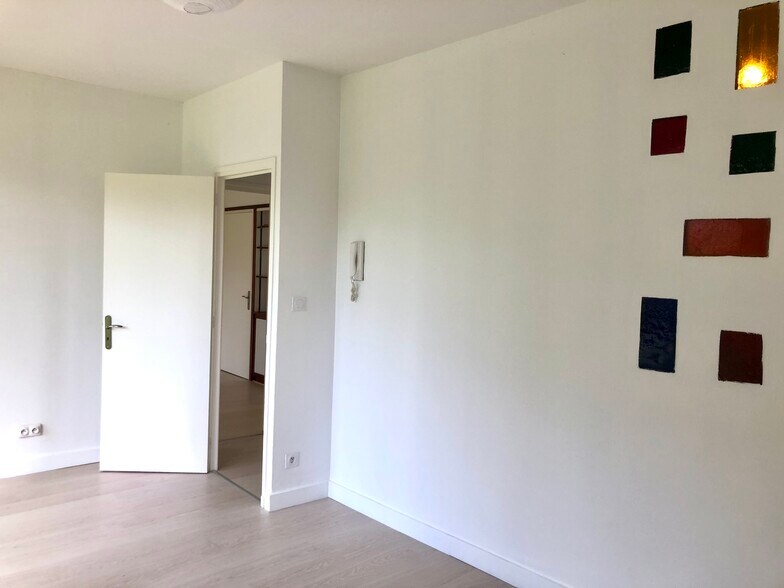 46 Bis Rue Commandant Charcot, Lyon à louer - Photo du bâtiment - Image 2 de 5