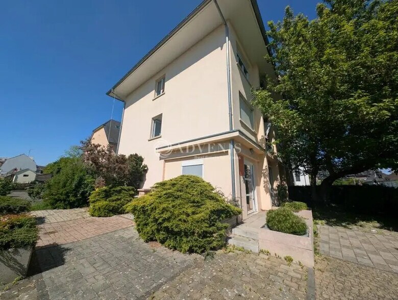 Bureau dans Strasbourg à vendre - Photo du bâtiment - Image 2 de 9