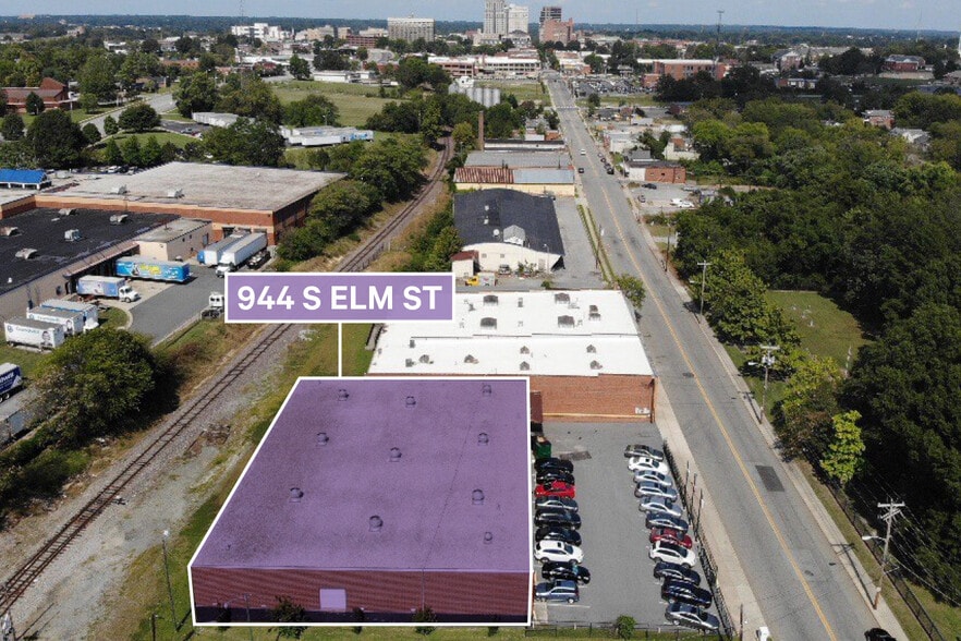 944 S Elm St, Greensboro, NC for lease - Building Photo - Image 2 of 4
