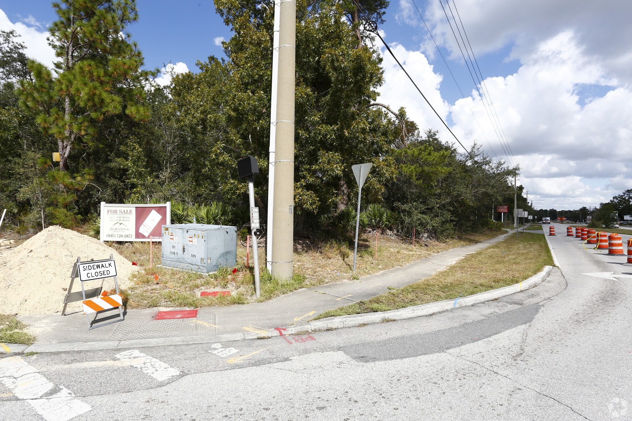 4041 Deltona Blvd, Spring Hill, FL for sale Primary Photo- Image 1 of 6
