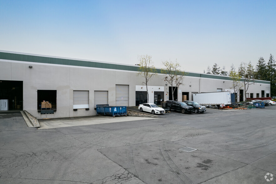 1500-1550 Whipple Rd, Union City, CA for lease - Building Photo - Image 2 of 8