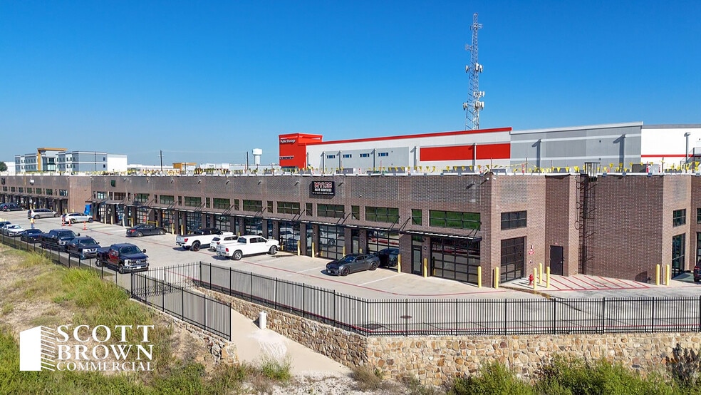 4451 Dale Earnhardt, Northlake, TX for lease - Building Photo - Image 1 of 8