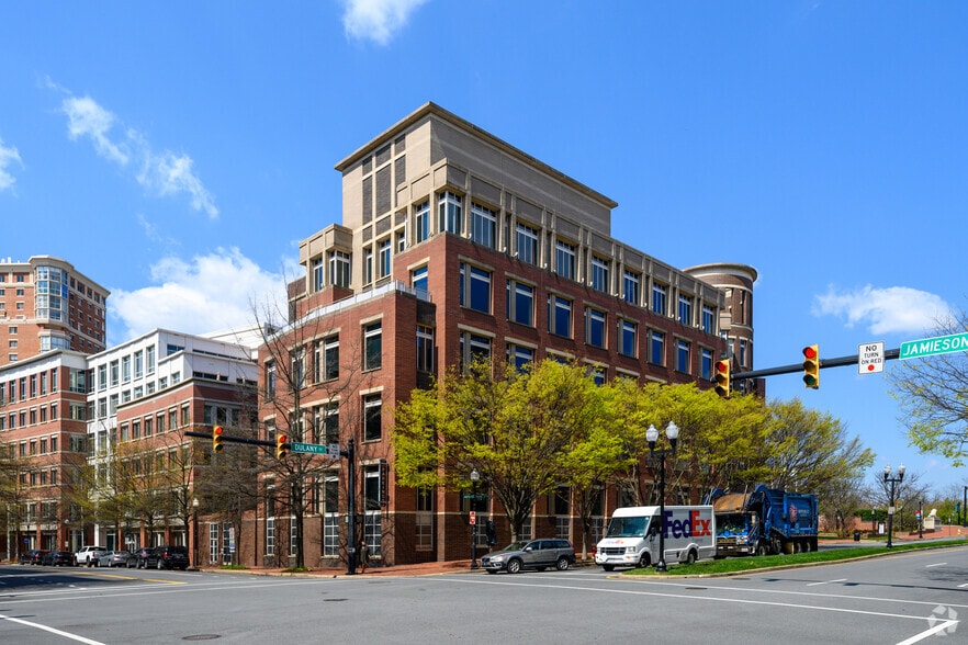 2000 Duke St, Alexandria, VA for sale - Building Photo - Image 3 of 20