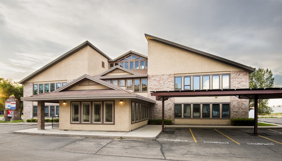 1406 N Main St, Meridian, ID à louer - Photo du bâtiment - Image 2 de 4