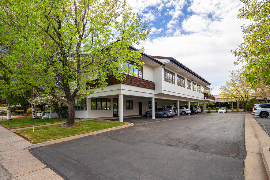 1695 Meadow Wood Ln, Reno, NV for lease - Building Photo - Image 3 of 8