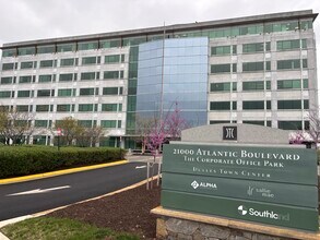 21000 Atlantic Blvd, Dulles, VA for lease Building Photo- Image 2 of 12