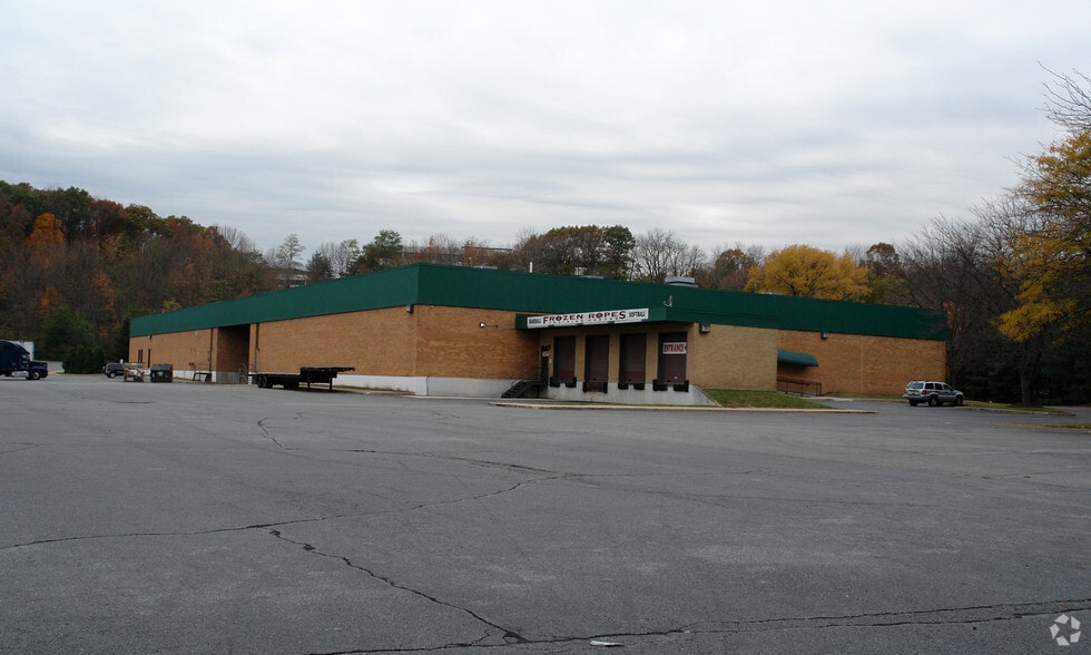 30 Hook Mountain Rd, Pine Brook, NJ for lease - Building Photo - Image 2 of 10