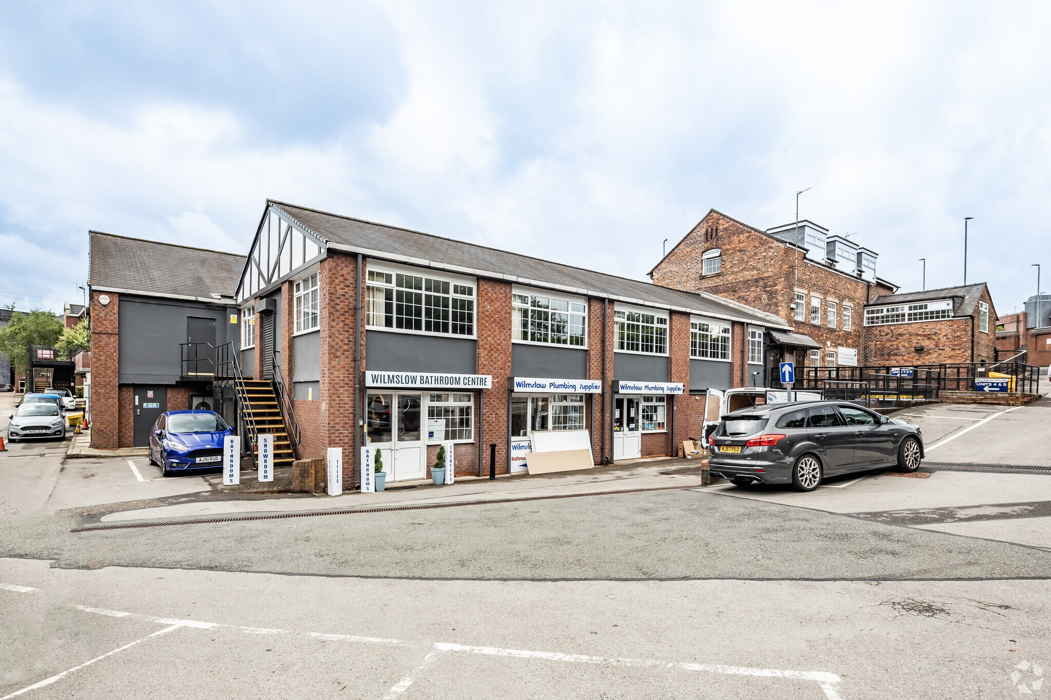 Bollin Walk, Wilmslow for lease Primary Photo- Image 1 of 12