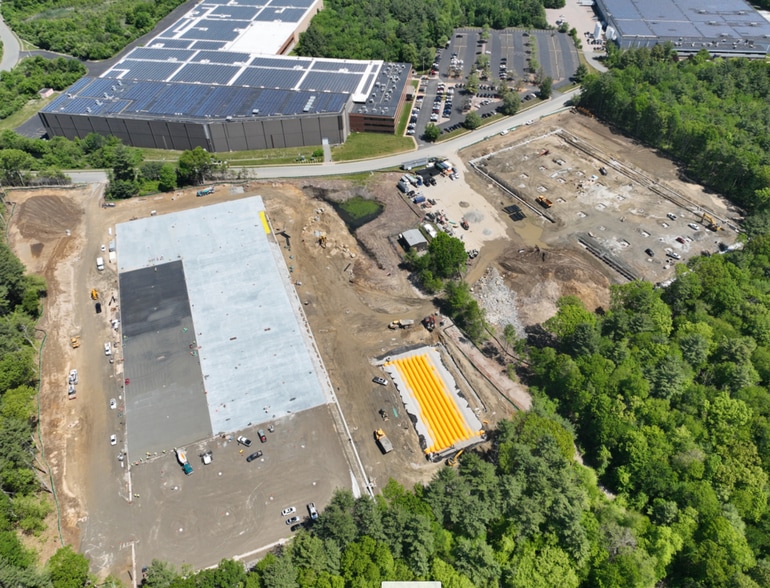 38 United Dr, West Bridgewater, MA for lease - Building Photo - Image 2 of 4