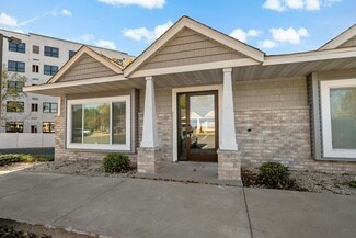 Plus de détails pour 2560-2568 Rice St, Saint Paul, MN - Bureau à vendre