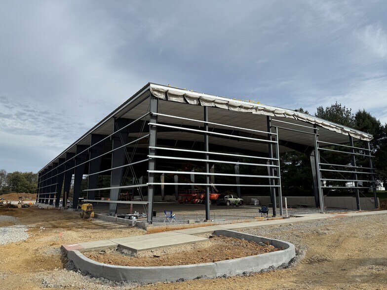 2599 Old Philadelphia Pike, Bird In Hand, PA à louer - Photo du bâtiment - Image 1 de 4