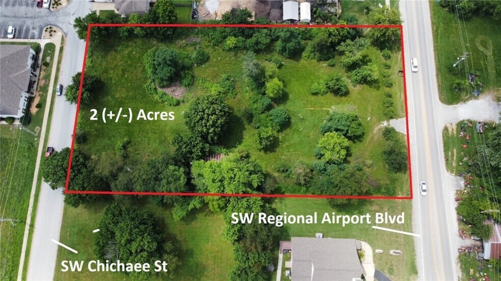 8009-8013 SW Regional Airport Blvd, Bentonville, AR à vendre - Photo du bâtiment - Image 2 de 4