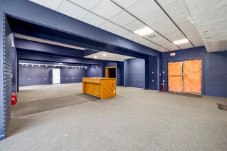 1 Glen Rd, West Lebanon, NH for lease Interior Photo- Image 2 of 5