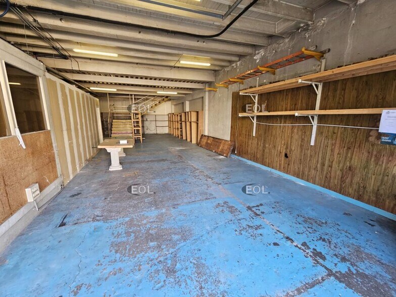 Local d'activités dans Maisons Alfort à vendre - Photo du bâtiment - Image 2 de 10