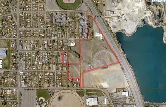 1600 Pacific Ave, Yakima, WA for sale - Building Photo - Image 1 of 2