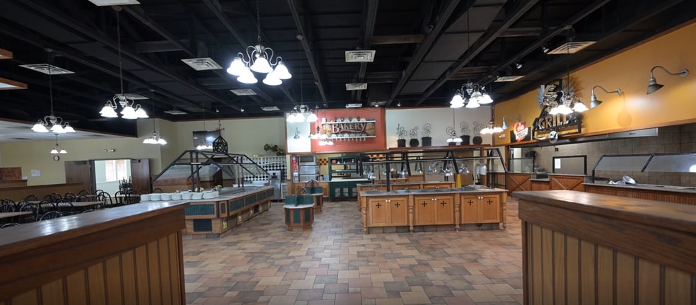 2508 W 7th Ave, Corsicana, TX for lease - Commercial Listing Video - Image 2 of 47