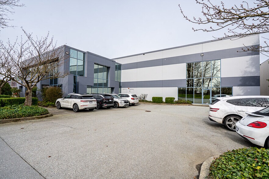 1335 Kebet Way, Port Coquitlam, BC à vendre - Photo du bâtiment - Image 2 de 9