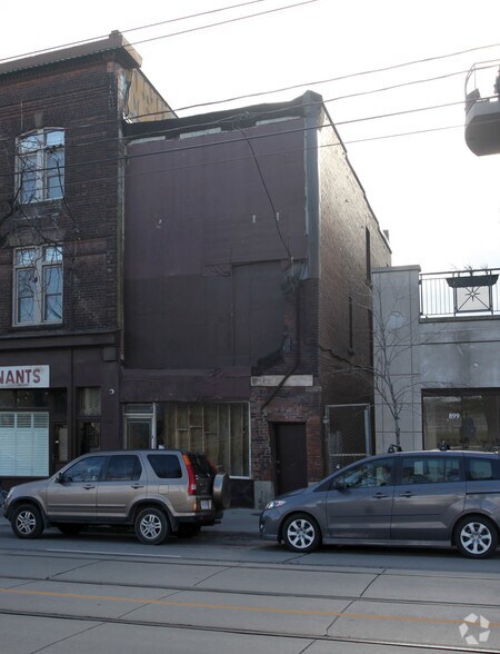 897 Queen St W, Toronto, ON for sale - Primary Photo - Image 1 of 1