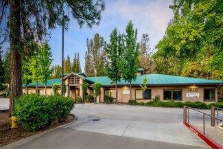 Plus de détails pour 944 McCourtney Rd, Grass Valley, CA - Bureau à louer