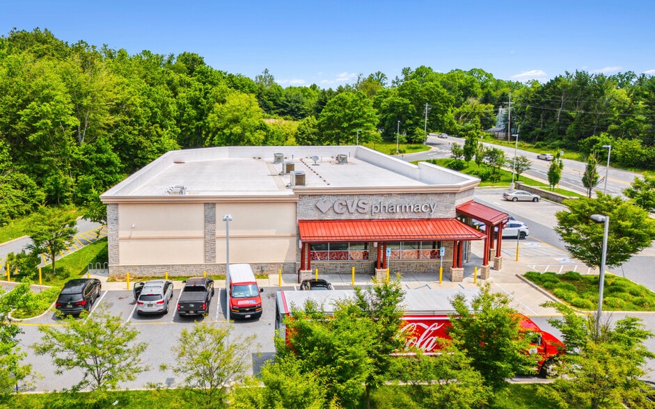 604 Corner Ketch Rd, Newark, DE for sale - Building Photo - Image 2 of 3