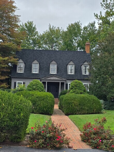 10101 Iron Bridge Rd, Chesterfield, VA à vendre - Photo principale - Image 1 de 4