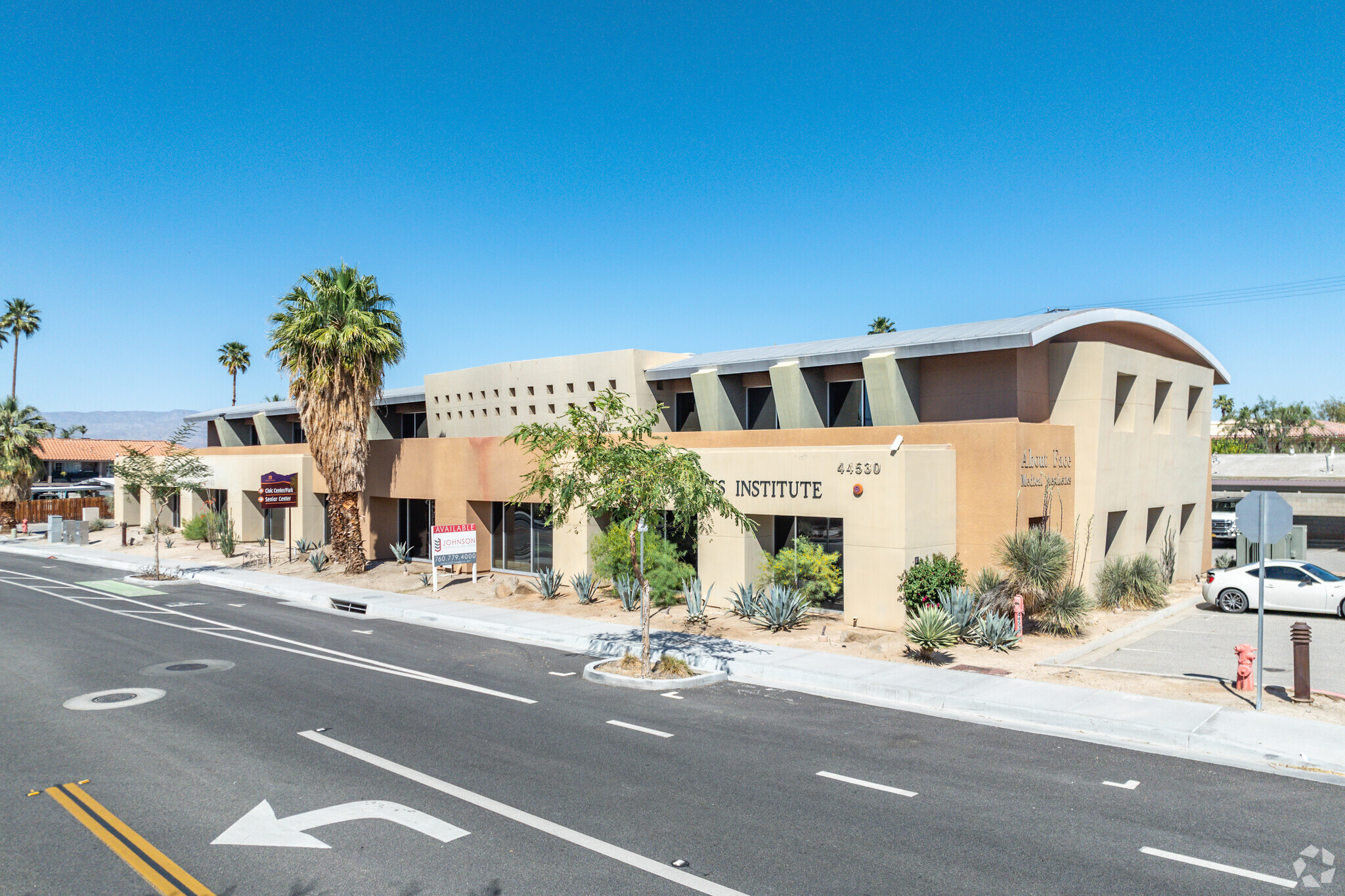 44530 San Pablo Ave, Palm Desert, CA for lease Building Photo- Image 1 of 9