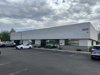 Plus de détails pour 4045 E Union Hills Dr, Phoenix, AZ - Bureau/Médical à louer