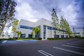 22 Journey, Aliso Viejo, CA à louer Photo du bâtiment- Image 1 de 1