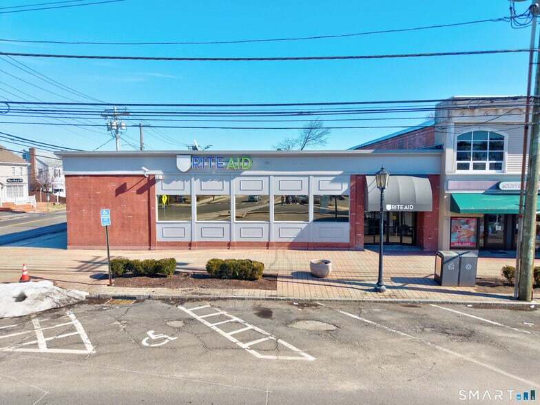3680 Main St, Stratford, CT à vendre - Photo principale - Image 1 de 31