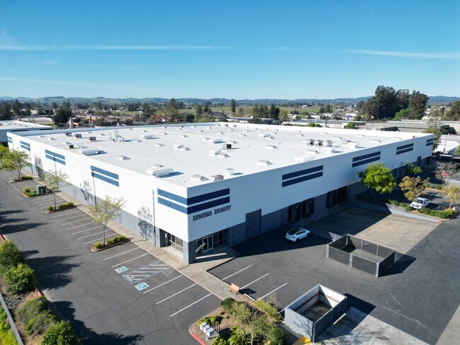 Plus de détails pour 256 Sutton Pl, Santa Rosa, CA - Industriel à louer